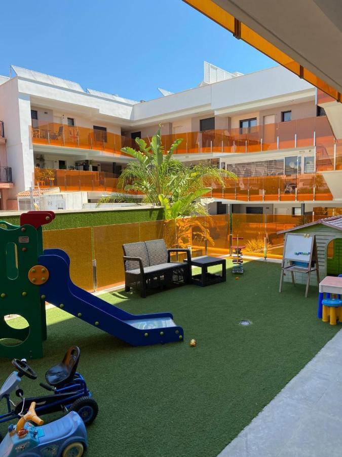 Beach Apartment Torrevieja Eksteriør bilde