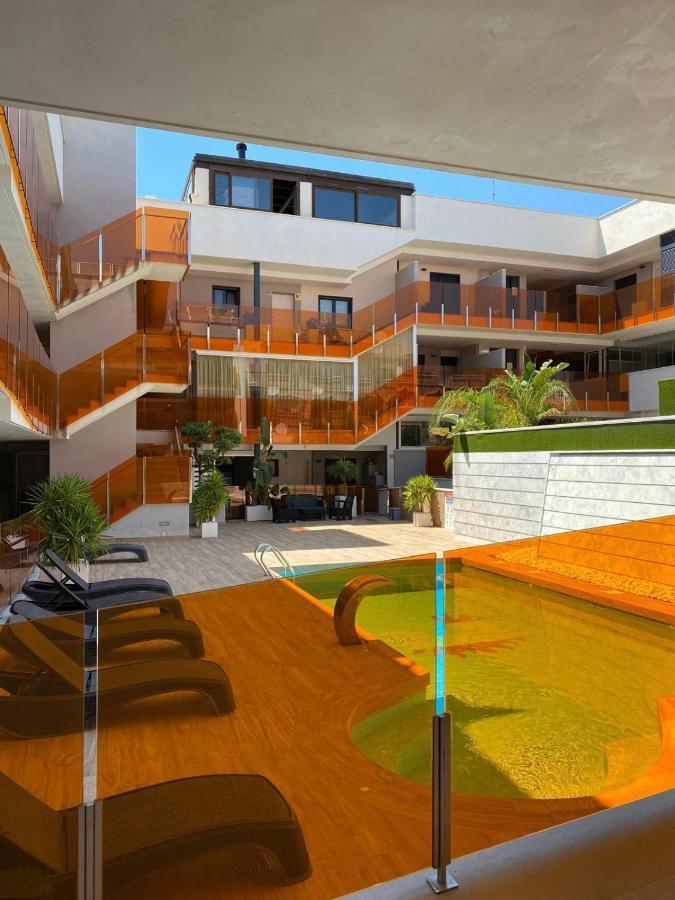 Beach Apartment Torrevieja Eksteriør bilde